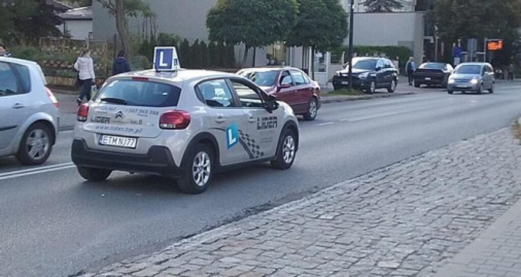 Combien peut-on espérer gagner en tant que moniteur d’auto-école